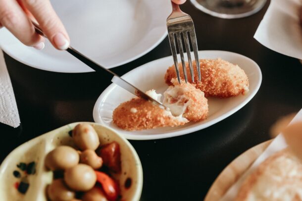 La Lola Creamy ham croquetas
