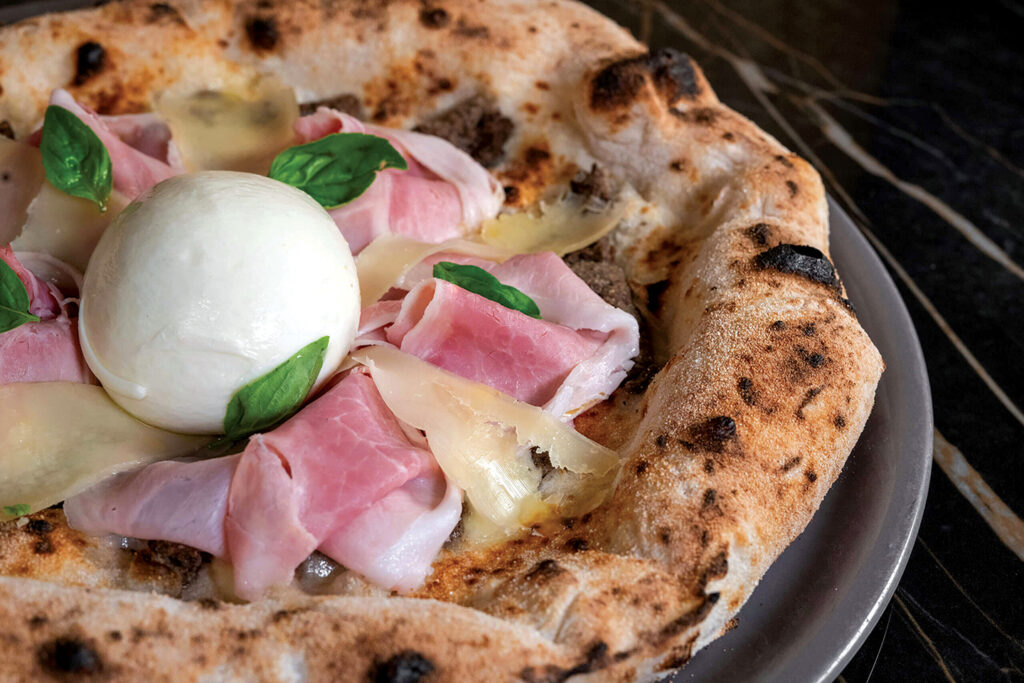 Masaniello pizza, with rare culatello di Zibello salume, from Mastunicola.