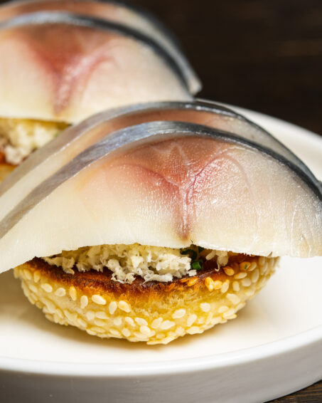 Montadito of mackerel, sesame, horseradish.